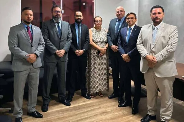 Gedeão do Edvilson Negreiros recebe representantes da Defensoria Pública na Câmara