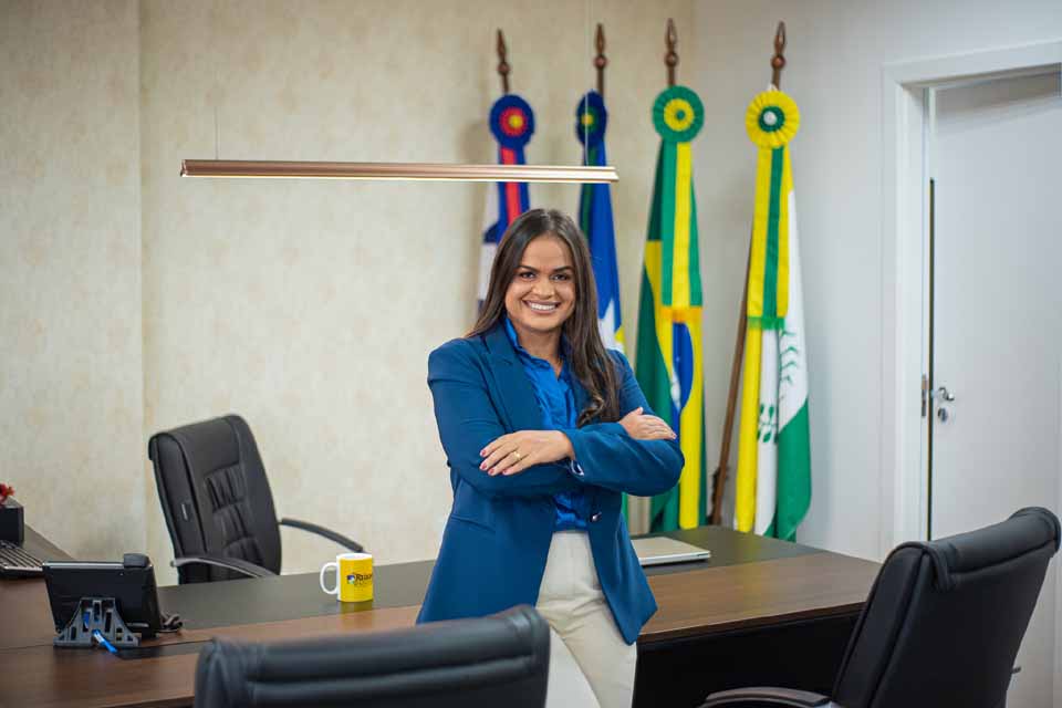 Deputada Taíssa Sousa cumprimenta Bolívia pela Independência e destaca vínculos com Rondônia