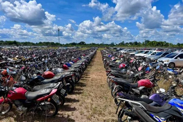 Governo de Rondônia promove novos leilões de veículos em municípios e distritos