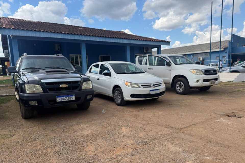 Governo de Rondônia repassa veículos para reforço da frota em Candeias do Jamari