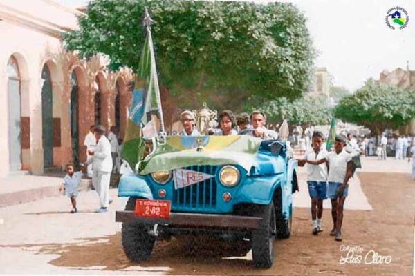 Desfile de 7 de setembro reúne escolas e instituições em Porto Velho