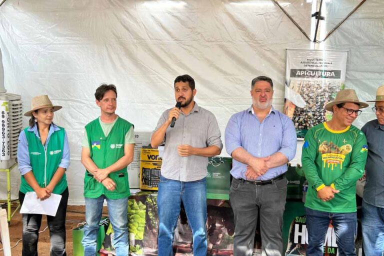 Produtores e instituições se reúnem em Dia de Campo para fortalecer apicultura em Porto Velho