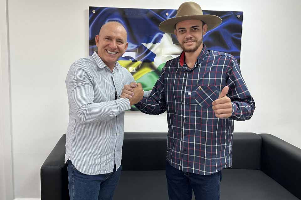 <div style="
                font-size: 18px;
                font-weight: bold;
                color: #0073aa;
                margin-bottom: 5px;
                text-transform: uppercase;
            ">DESENVOLVIMENTO MUNICIPAL</div>Ezequiel Neiva confirma investimentos em infraestrutura para Novo Horizonte do Oeste