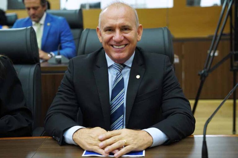 Reforma do Hospital Municipal Irmã Dulce em Monte Negro avança com recursos de Ezequiel Neiva