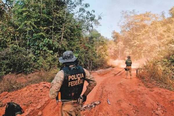 Polícia Federal realiza operação contra transporte ilegal de ouro em Rondônia