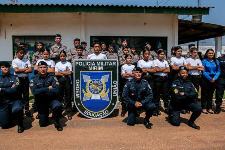 Deputada Dra. Taíssa entrega sala de informática à Polícia Militar Mirim em Guajará-Mirim