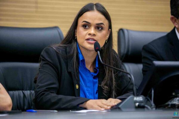Deputada propõe instalação de câmeras de videomonitoramento em escolas estaduais