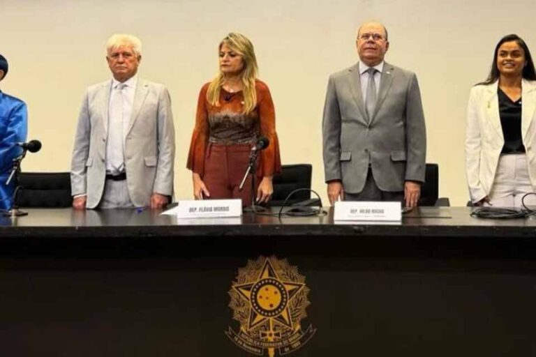 Dra. Taíssa participa de seminário em Brasília sobre emancipação distrital