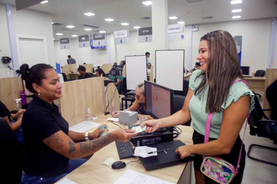 <div style="
                font-size: 18px;
                font-weight: bold;
                color: #0073aa;
                margin-bottom: 5px;
                text-transform: uppercase;
            ">CIDADANIA</div>Tudo Aqui da Zona Leste amplia atendimento até 20h e reúne mais de 6,8 mil serviços prestados