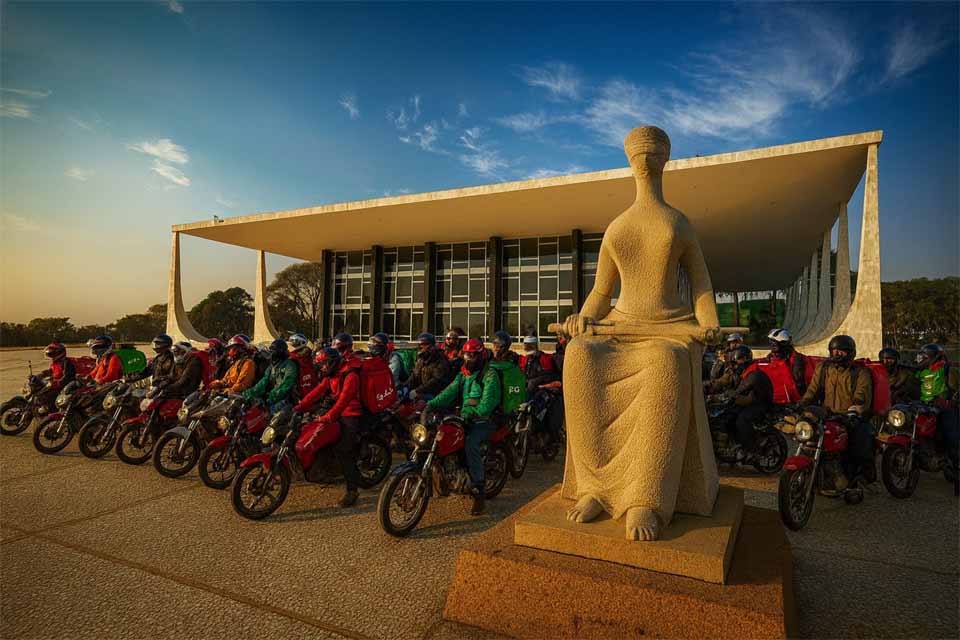 Supremo Tribunal Federal inicia julgamento sobre vínculo de trabalho em aplicativos