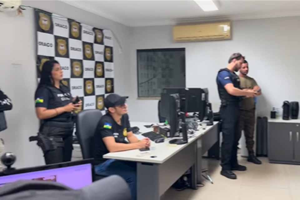 <div style="
                font-size: 18px;
                font-weight: bold;
                color: #0073aa;
                margin-bottom: 5px;
                text-transform: uppercase;
            ">PRISÃO</div>Polícias Civis de Rondônia e Amazonas prendem duas mulheres suspeitas de furto em joalheria de Humaitá