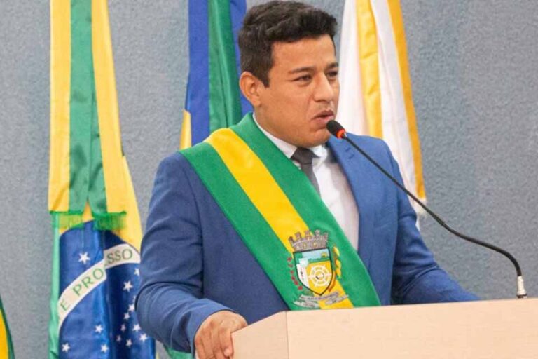 Justiça de Rondônia nega indenização pedida por prefeito de Cacoal contra ex-vereador