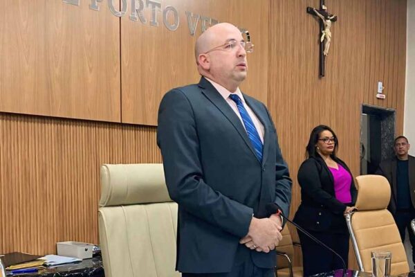 Após encascalhamento, Gedeão do Edvilson Negreiros pede asfaltamento de ruas no bairro São Francisco