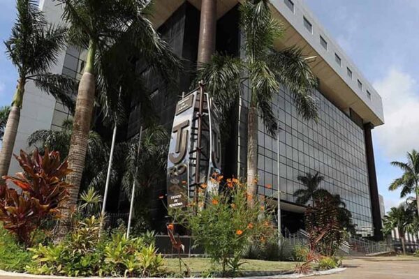 Alero aprova PLC que restabelece contagem de tempo de serviço no TJRO