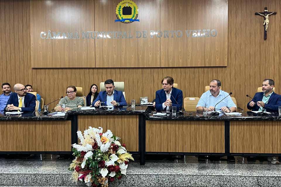 <div style="
                font-size: 18px;
                font-weight: bold;
                color: #0073aa;
                margin-bottom: 5px;
                text-transform: uppercase;
            ">CONFORMIDADE</div>Prefeitura de Porto Velho apresenta relatório fiscal do 2º quadrimestre de 2025