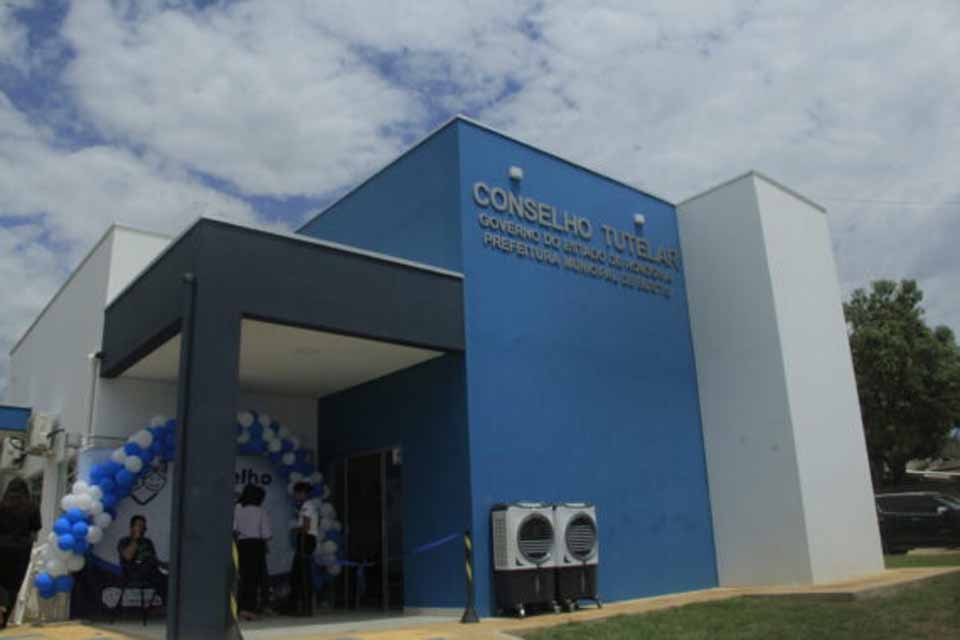<div style="
                font-size: 18px;
                font-weight: bold;
                color: #0073aa;
                margin-bottom: 5px;
                text-transform: uppercase;
            ">CRIANÇA PROTEGIDA</div>Governo inaugura sede do Conselho Tutelar em Buritis como parte do programa Criança Protegida