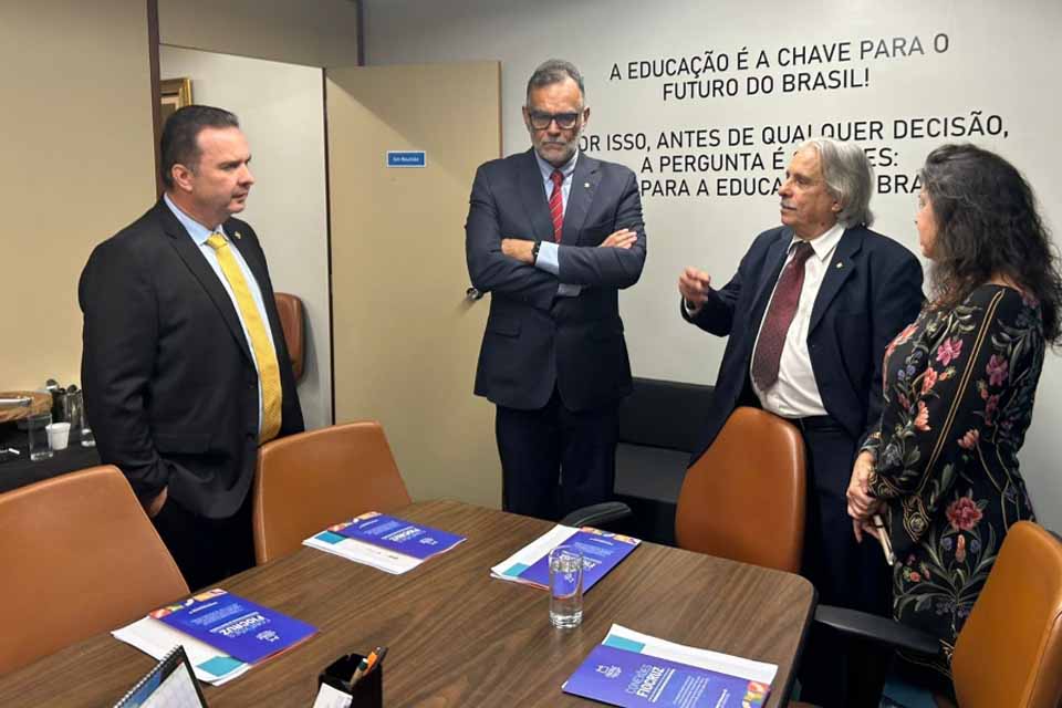 <div style="
                font-size: 18px;
                font-weight: bold;
                color: #0073aa;
                margin-bottom: 5px;
                text-transform: uppercase;
            ">CENTRO DE CLIMA E SAúDE</div>Fiocruz amplia estrutura em Rondônia e anuncia criação de Centro de Clima e Saúde