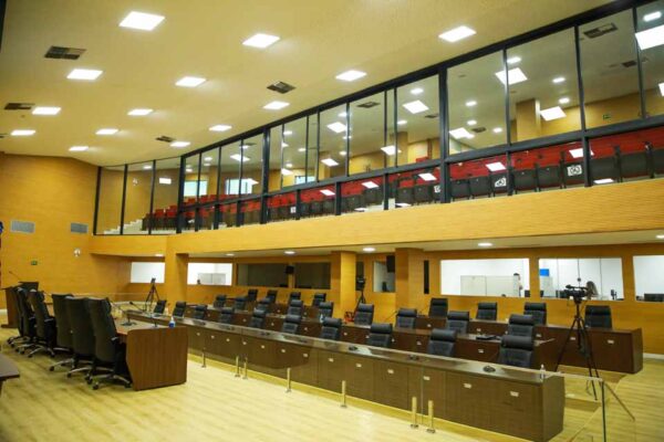 Assembleia homenageia desembargadores com Títulos de Cidadão Honorário
