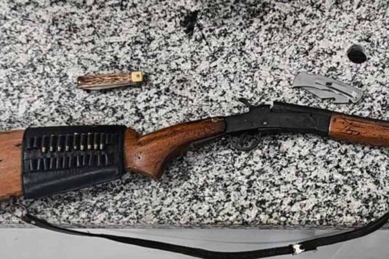 Polícia Militar apreende rifle calibre .22 em distribuidora de bebidas em Pimenta Bueno