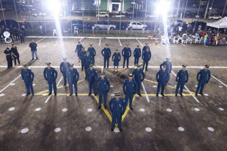 Formatura de 24 novos oficiais marca investimento de R$ 2,9 milhões na Polícia Militar de Rondônia