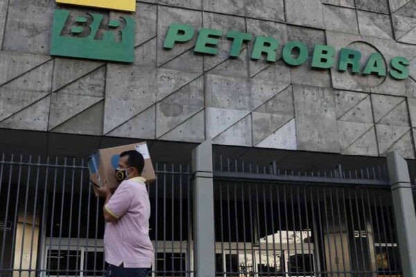 Petrobras realiza primeira importação de gás natural de Vaca Muerta para o Brasil