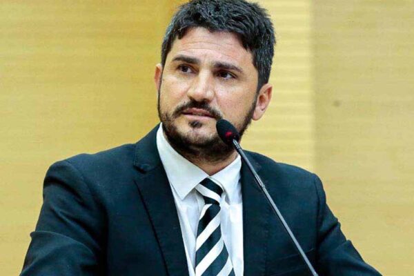 Deputado Jean Mendonça e família feitos reféns em assalto