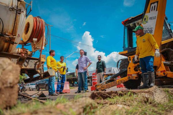 Gestão de Léo Moraes completa dez meses com avanços em obras, transporte e serviços públicos