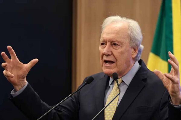 Lewandowski diz que não recebeu pedido de apoio para operação no Rio