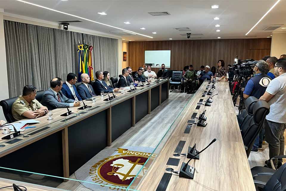 <div style="
                font-size: 18px;
                font-weight: bold;
                color: #0073aa;
                margin-bottom: 5px;
                text-transform: uppercase;
            ">QUEIMADAS EM RONDôNIA</div>MPRO apresenta balanço de ações contra queimadas em Rondônia