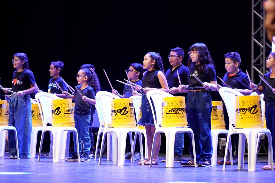 <div style="
                font-size: 18px;
                font-weight: bold;
                color: #0073aa;
                margin-bottom: 5px;
                text-transform: uppercase;
            ">DIA DAS CRIANÇAS</div>Som na Leste realiza evento cultural com foco em arte e inclusão