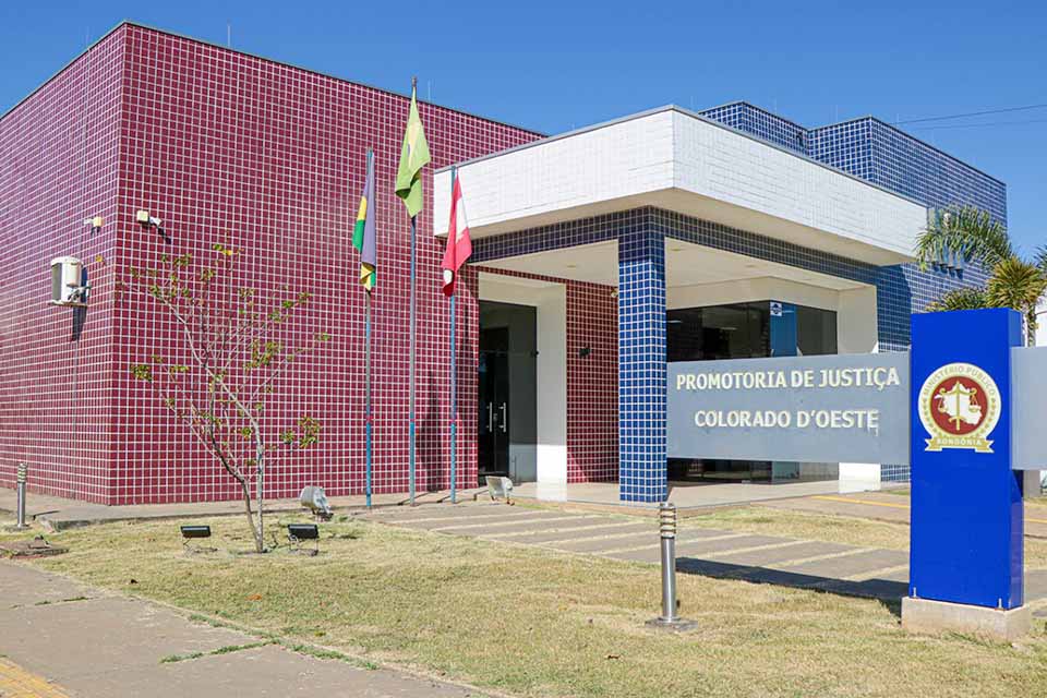 <div style="
                font-size: 18px;
                font-weight: bold;
                color: #0073aa;
                margin-bottom: 5px;
                text-transform: uppercase;
            ">OPERAçãO FIREWALL</div>Ex-bancário é preso nos Estados Unidos após investigação do MPRO e cooperação internacional