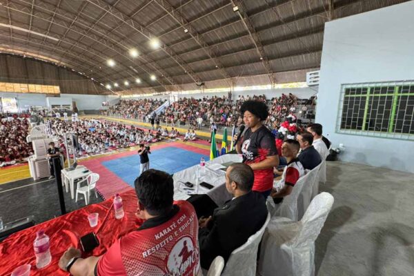 Deputada Sílvia Cristina abre 1ª Copa Champions Club de Karatê Interestilos em Vilhena