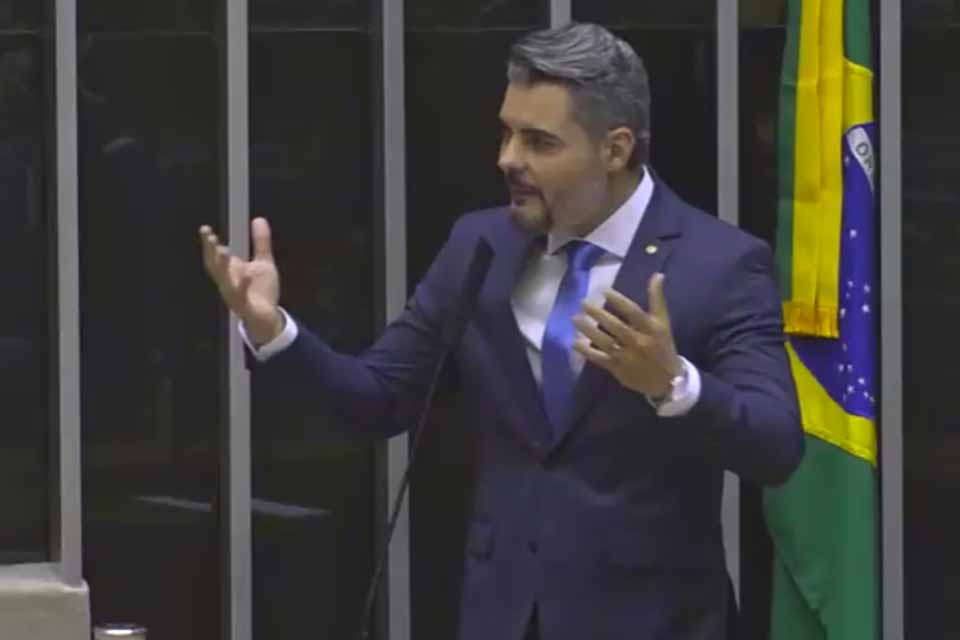 <div style="
                font-size: 18px;
                font-weight: bold;
                color: #0073aa;
                margin-bottom: 5px;
                text-transform: uppercase;
            ">CÂMARA FEDERAL</div>Deputado Thiago Flores critica queima de maquinários em operações ambientais e propõe mudança na lei