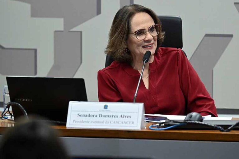 CAS discute saúde digital para recém-nascidos em UTIs neonatais neurológicas