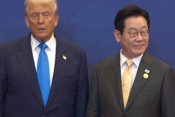 Donald Trump anuncia conclusão de acordo comercial com a Coreia do Sul