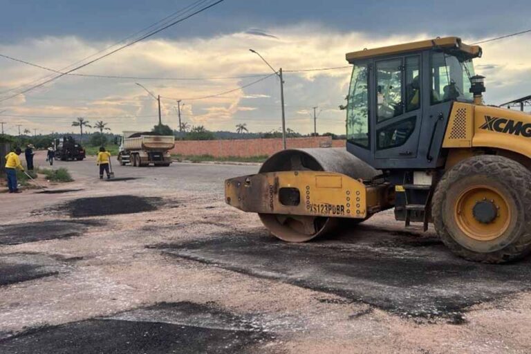 Prefeitura executa operação tapa-buracos em Nova Mutum Paraná