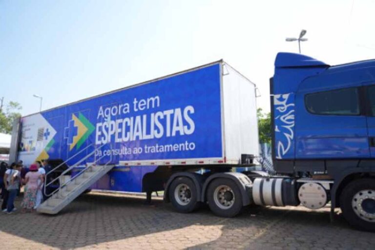 Carreta da Saúde da Mulher oferece exames e consultas especializadas gratuitamente em Porto Velho