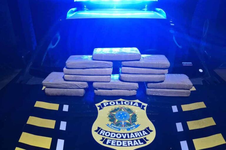 PRF apreende 13,6 quilos de skunk durante fiscalização em Porto Velho