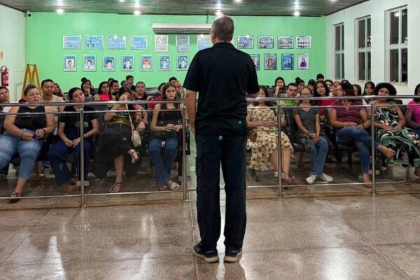 Elero percorre municípios de Rondônia com cursos gratuitos de formação profissional