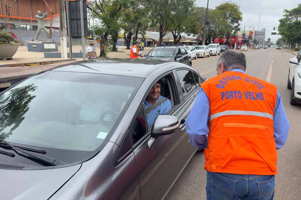 <div style="
                font-size: 18px;
                font-weight: bold;
                color: #0073aa;
                margin-bottom: 5px;
                text-transform: uppercase;
            ">OPERAÇÃO INVERNO</div>Defesa Civil realiza ação nas ruas para orientar motoristas sobre segurança em períodos de enchentes