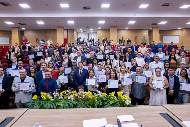 Eyder Brasil apoia iniciativa para definir piso salarial dos jornalistas em Rondônia