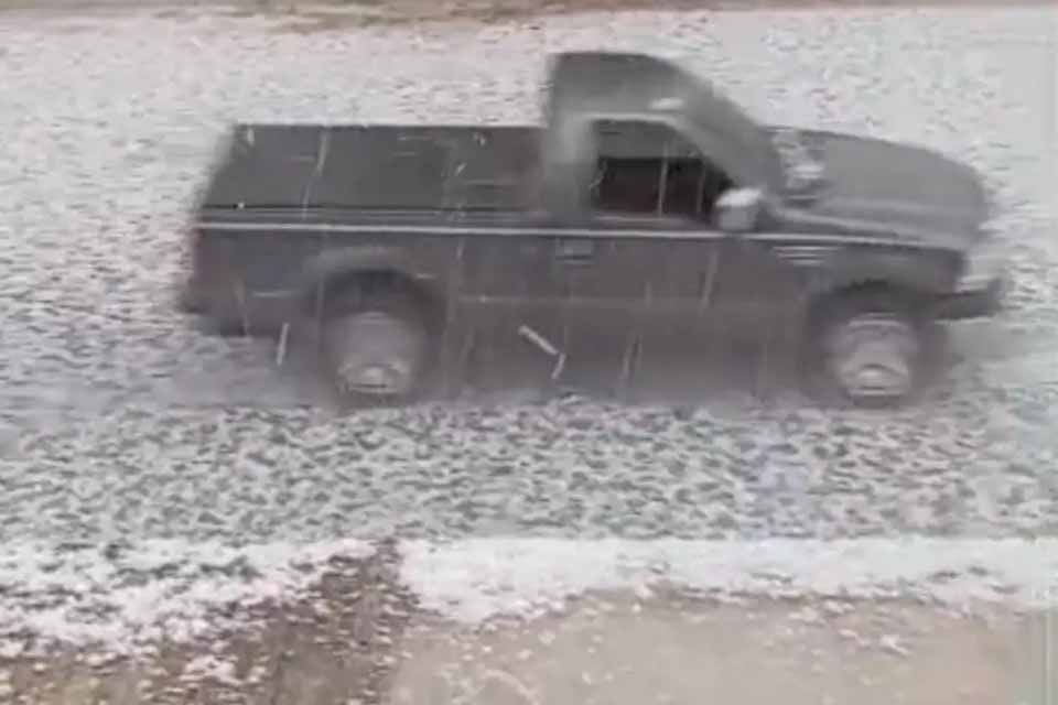 Queda de granizo atinge mais de 34 mil pessoas em Erechim