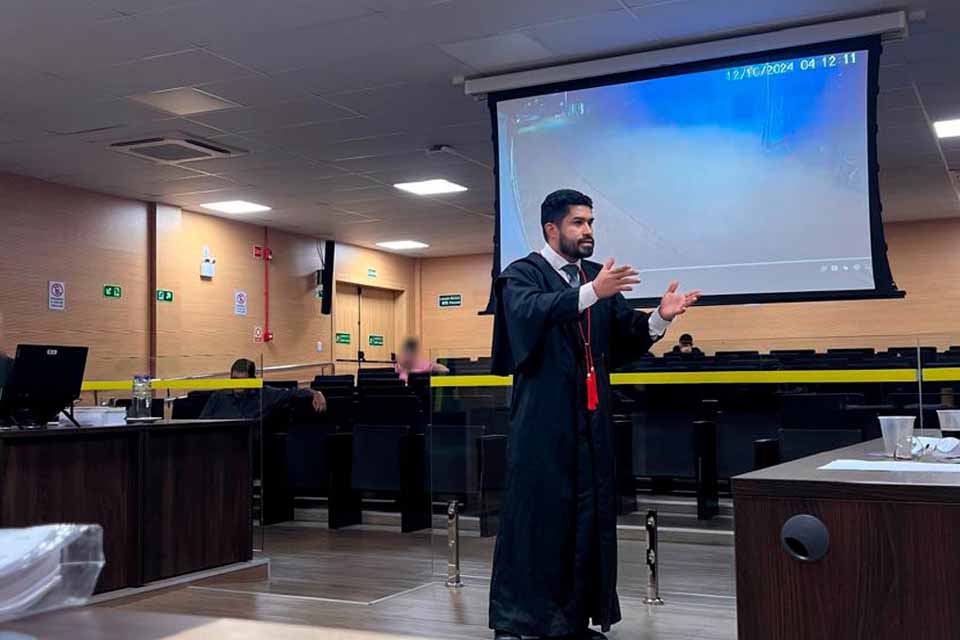 <div style="
                font-size: 18px;
                font-weight: bold;
                color: #0073aa;
                margin-bottom: 5px;
                text-transform: uppercase;
            ">CONDENACAO POR FEMINICÍDIO</div>Condenação por feminicídio é definida pelo Júri em Pimenta Bueno