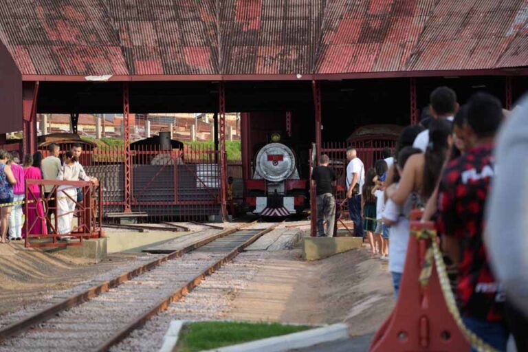 Locomotiva 18 terá exibições aos domingos na Estrada de Ferro Madeira-Mamoré