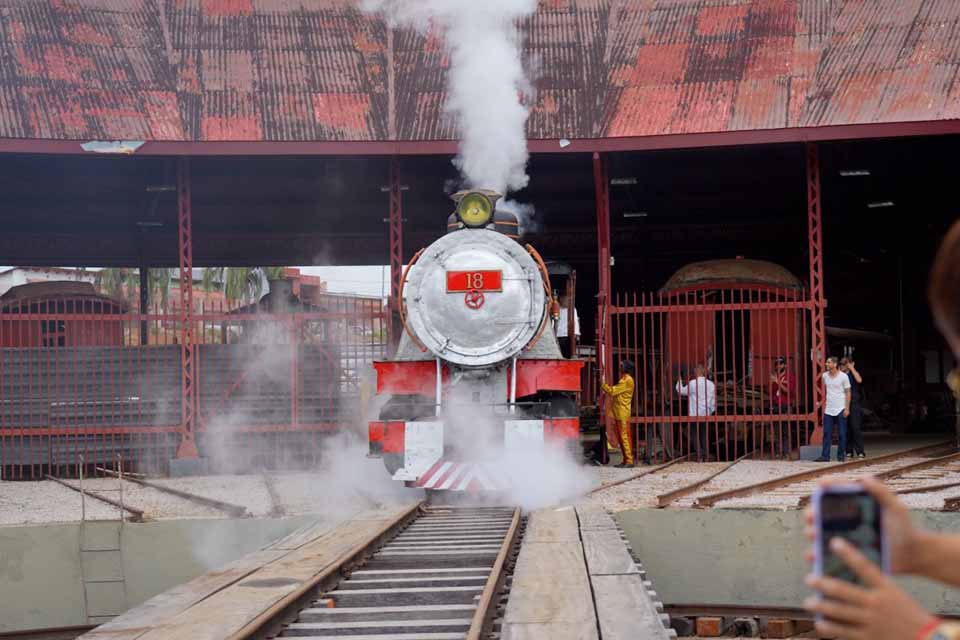 <div style="
                font-size: 18px;
                font-weight: bold;
                color: #0073aa;
                margin-bottom: 5px;
                text-transform: uppercase;
            ">EVENTO CULTURAL</div>Locomotiva 18 terá nova exibição no domingo, 23, no Complexo da Estrada de Ferro Madeira-Mamoré
