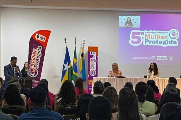 Capacitação reúne profissionais de múltiplas áreas para combater violência doméstica em Rondônia