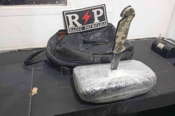 PMRO apreende adolescente ligado a facção com 1,5 kg de droga em Guajará-Mirim