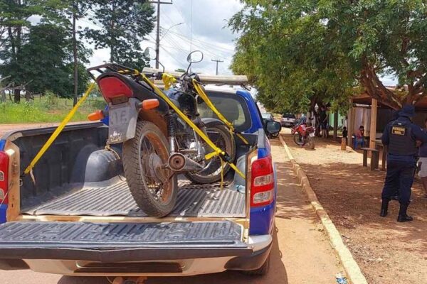 Patrulhamento rural resulta na apreensão de motocicleta com identificação adulterada