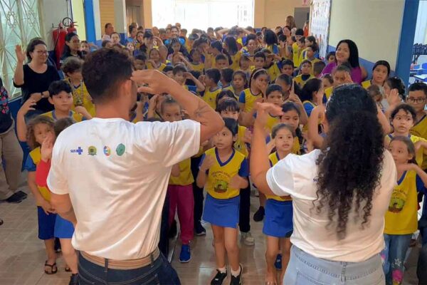 Projeto “Nossa Escola Contra a Dengue” promove atividades educativas na Escola Municipal Pequeno Gênio