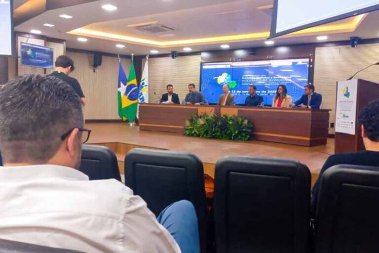 TCE-RO firma acordo para apoiar municípios na regularização fundiária